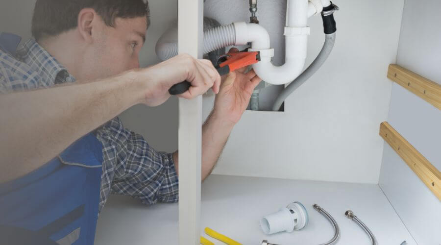 Professional Leak Detection Services in Alba, MI